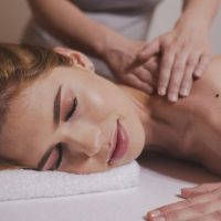 Masaža Bežigrad, masaža Črnuče, sladkorna pasta, savna za dva, svetlobna terapija 08-1-1170x650