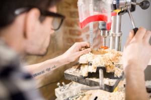 tesarstvo-tesarstvo-in-krovstvo-zerjal