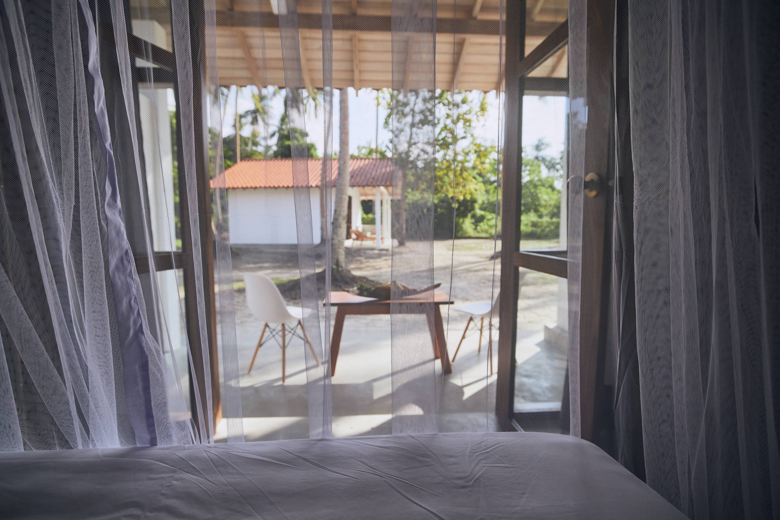 komarniki-za-prijetno-in-brezskrbno-poletje-zunti