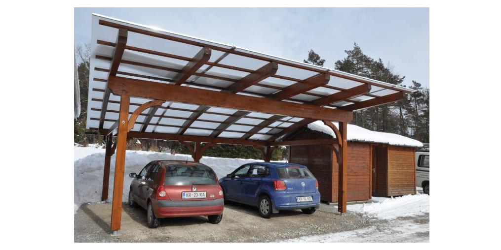 leseni nadstreški za avte